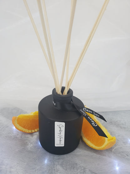 Sparkling Mandarin Black Round Reed Diffuser 6 oz